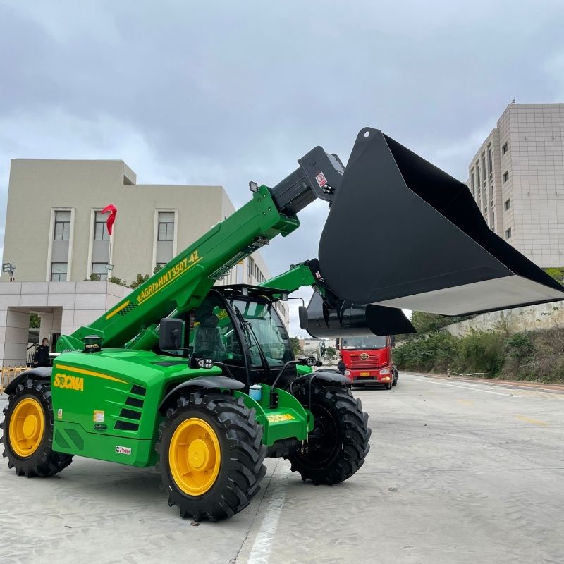 Carretilla Elevadora Telescópica SOCMA HNT3507 de 3,5 Toneladas y 7 Metros para Construcción y Agricultura