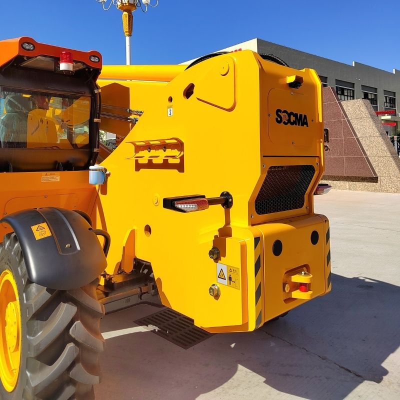 Carretilla Elevadora Telescópica SOCMA HNT4517-4Z de 4,5 Toneladas y 17 Metros para Construcción y Agricultura